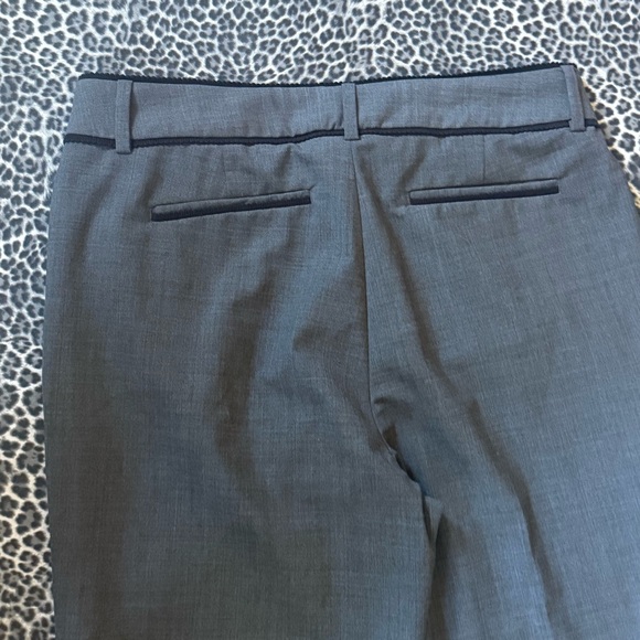 J. Crew Trousers Grey Black Scallop Trim Straight Leg Wool Blend Crop Pleated 10 - Picture 4 of 7